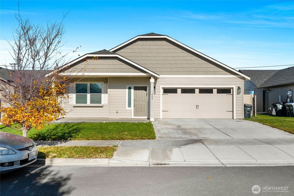 1344 E Nen Drive, Moses Lake, WA 98837