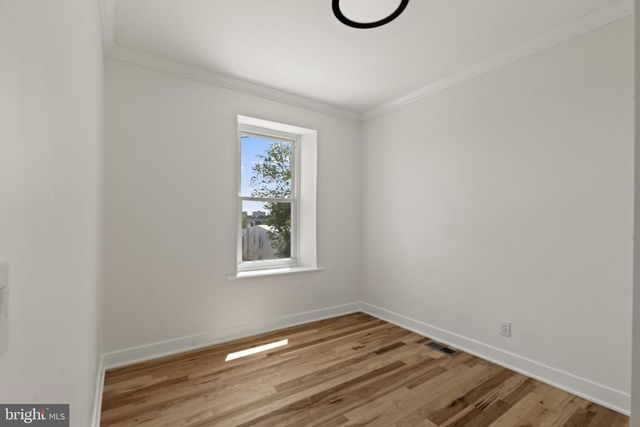 174-76 LAURISTON ST, Philadelphia, PA 19128