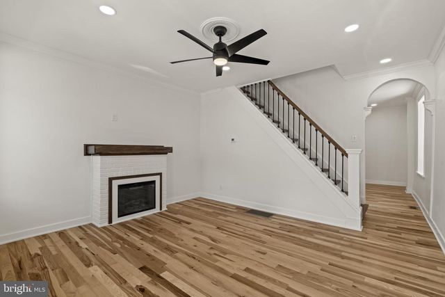 174-76 LAURISTON ST, Philadelphia, PA 19128