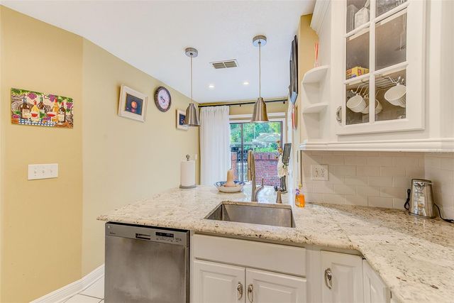 2728 BENTLEY DRIVE, Palm Harbor, FL 34684