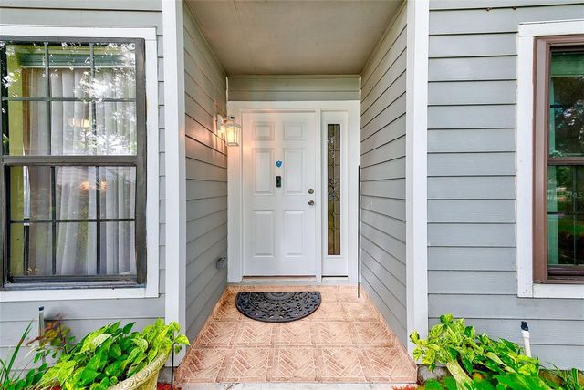 2728 BENTLEY DRIVE, Palm Harbor, FL 34684