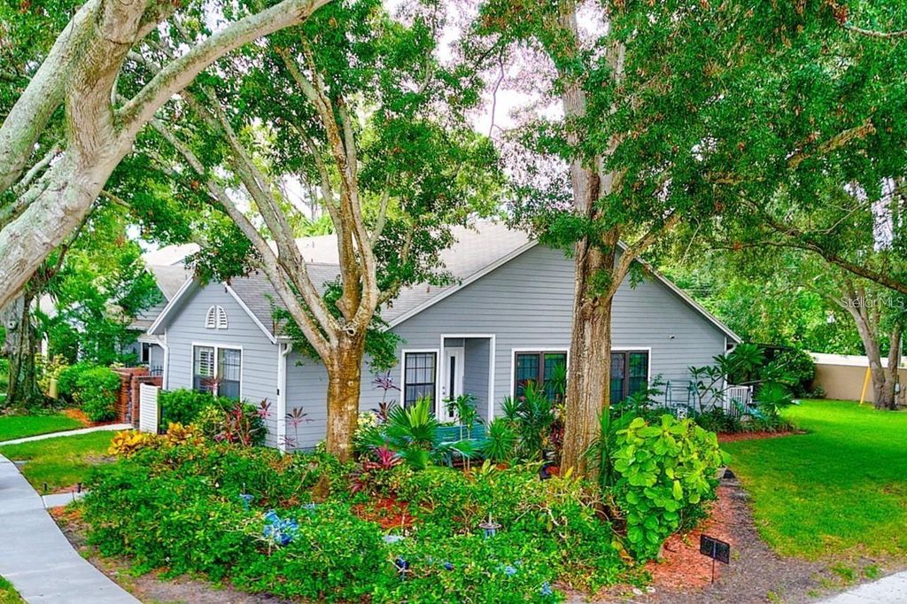 2728 BENTLEY DRIVE, Palm Harbor, FL 34684