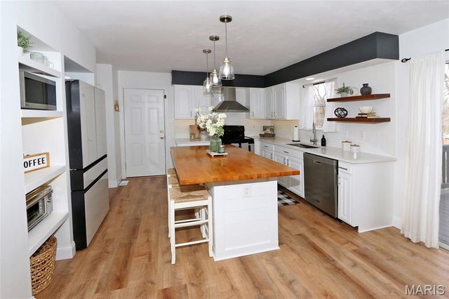 3707 Summit Drive, Unincorporated, MO 63303