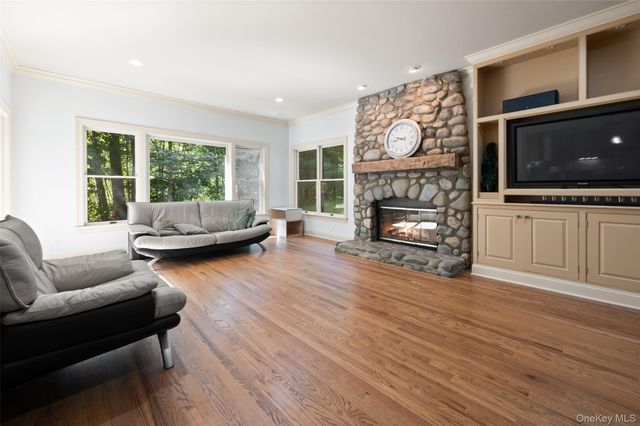 10 Kingdom Ridge Road, Bedford, NY 10506