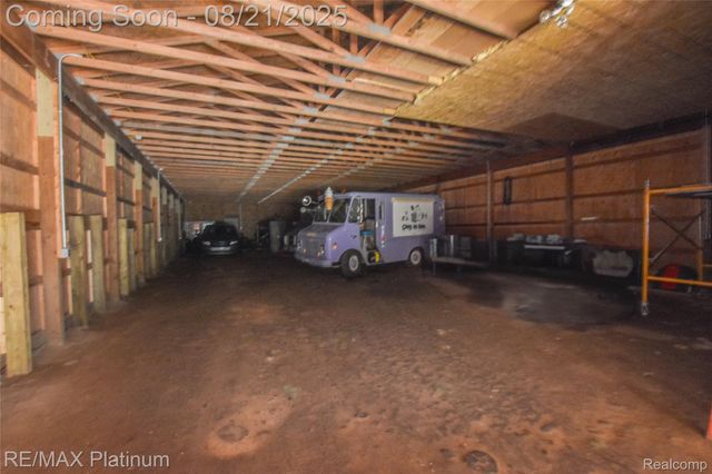 5160 Fenton Road, Hartland Township, MI 48430