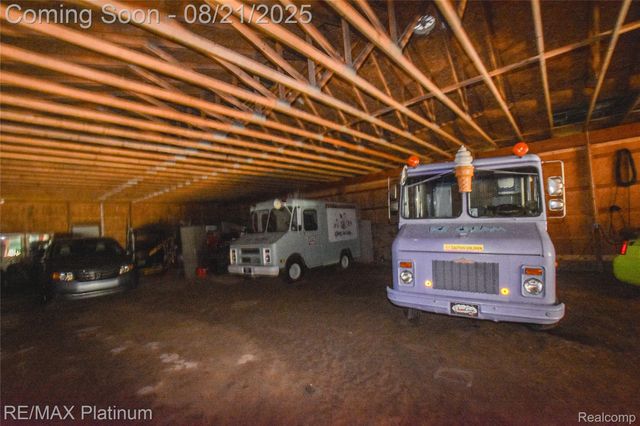 5160 Fenton Road, Hartland Township, MI 48430