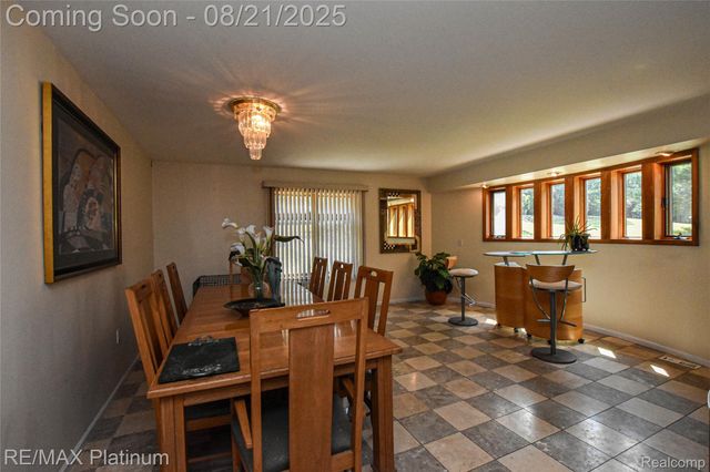 5160 Fenton Road, Hartland Township, MI 48430