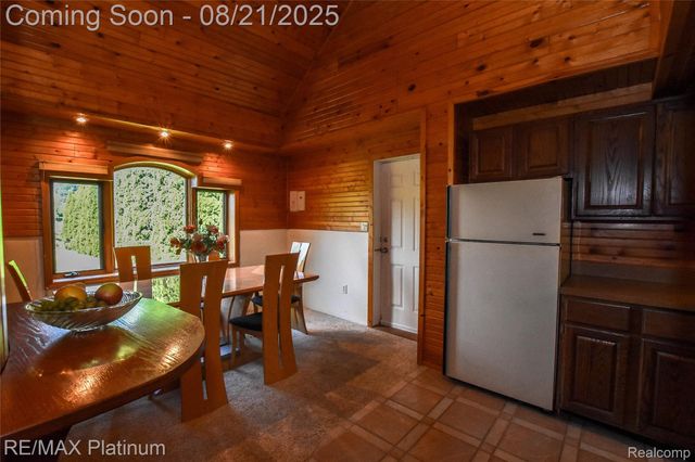 5160 Fenton Road, Hartland Township, MI 48430