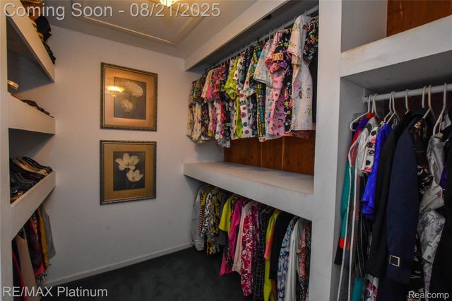 5160 Fenton Road, Hartland Township, MI 48430