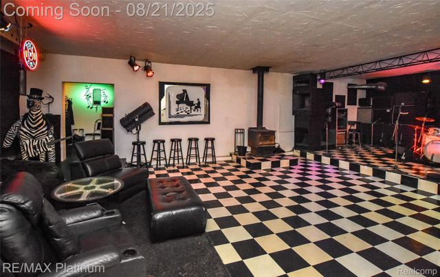 5160 Fenton Road, Hartland Township, MI 48430