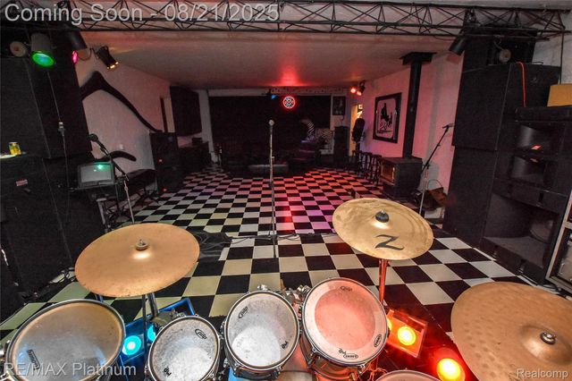 5160 Fenton Road, Hartland Township, MI 48430