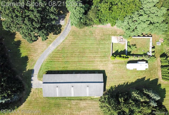 5160 Fenton Road, Hartland Township, MI 48430