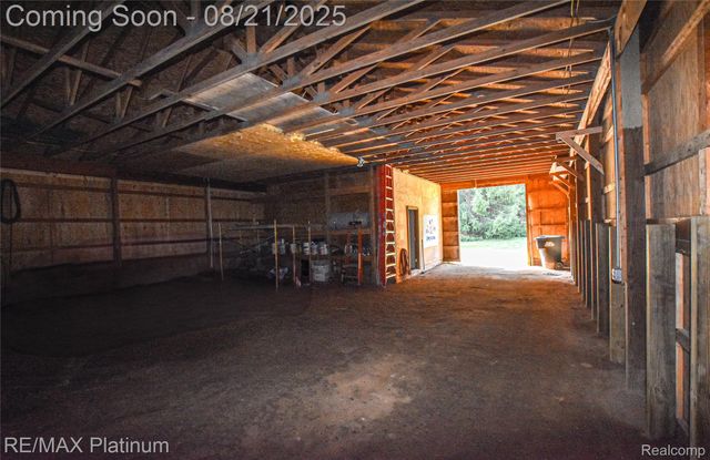 5160 Fenton Road, Hartland Township, MI 48430