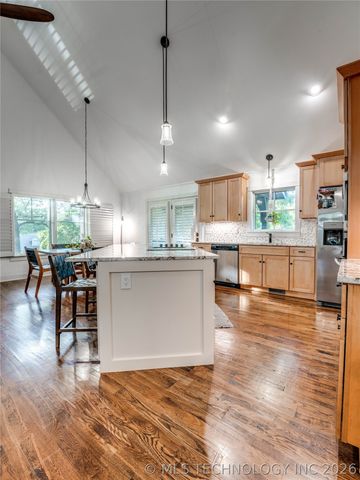451465 Ridge Road Circle Circle, Afton, OK 74331