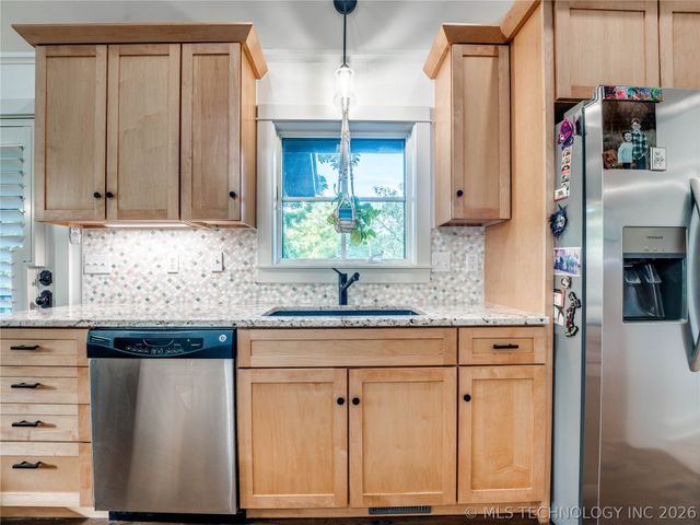 451465 Ridge Road Circle Circle, Afton, OK 74331