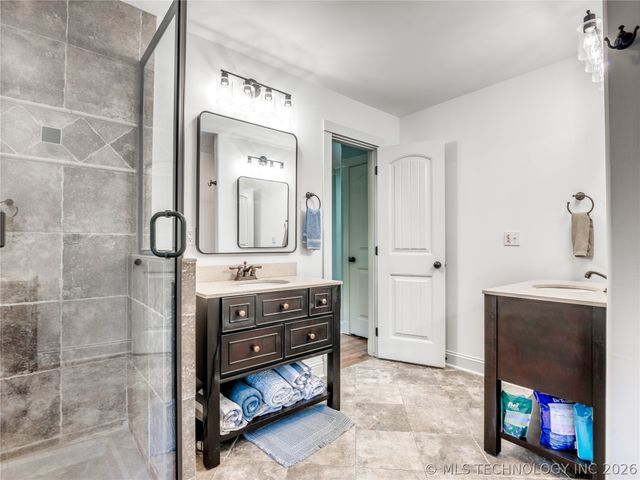 451465 Ridge Road Circle Circle, Afton, OK 74331