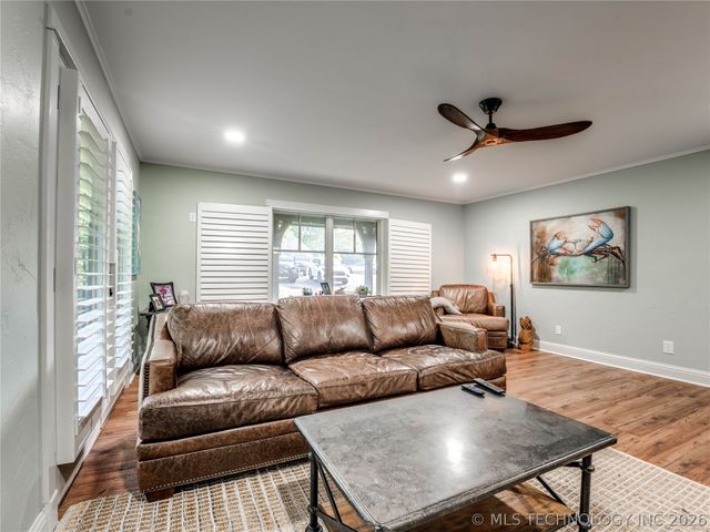 451465 Ridge Road Circle Circle, Afton, OK 74331