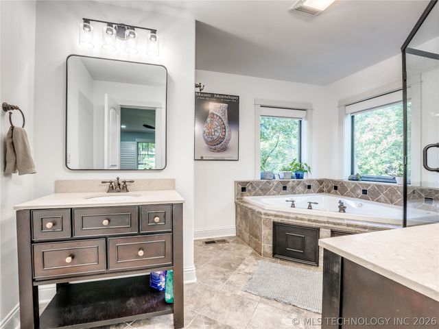 451465 Ridge Road Circle Circle, Afton, OK 74331