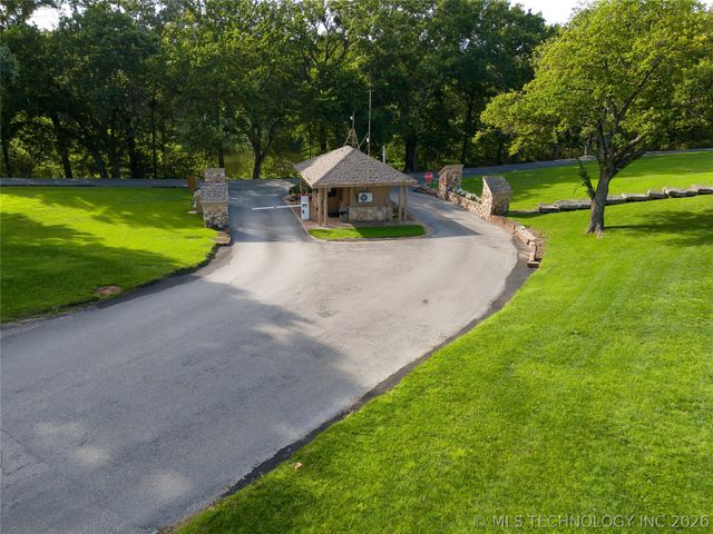 451465 Ridge Road Circle Circle, Afton, OK 74331