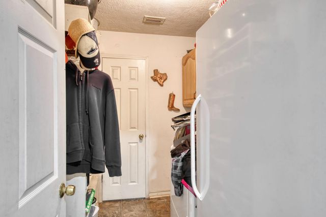 7000 Fm 3060, Midway, TX 75852