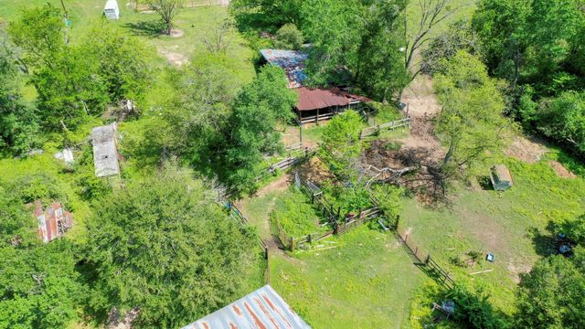 7000 Fm 3060, Midway, TX 75852