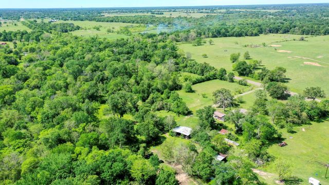 7000 Fm 3060, Midway, TX 75852