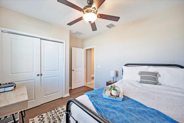 1006 OAK VALLEY DRIVE, Auburndale, FL 33823