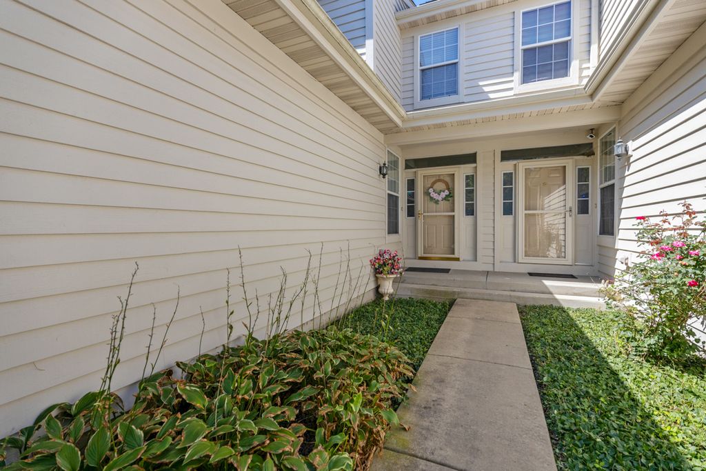 916 Havenshire Court 916, Naperville, IL 60565 — photo 4