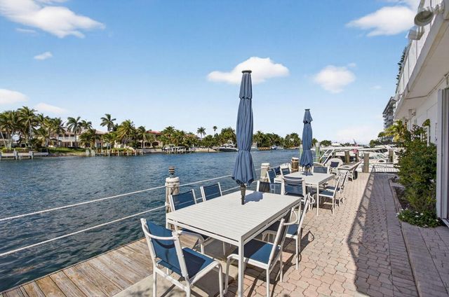 1043 Hillsboro Mile 21c, Hillsboro Beach, FL 33062