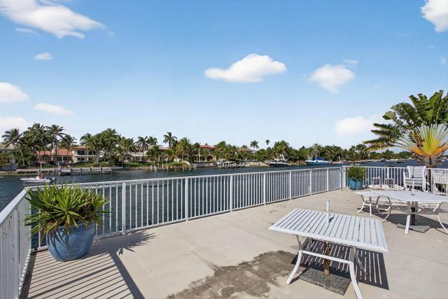 1043 Hillsboro Mile 21c, Hillsboro Beach, FL 33062