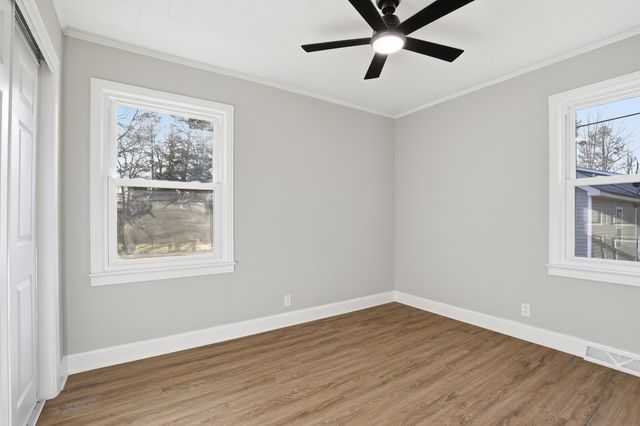 1614 Greenwood Road, Laurens, SC 29360