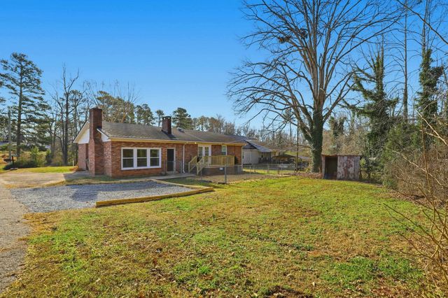 1614 Greenwood Road, Laurens, SC 29360