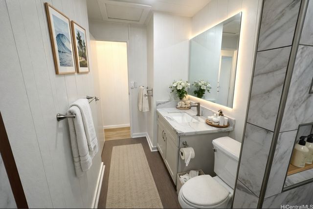 2454 Waolani Avenue A, Honolulu, HI 96817