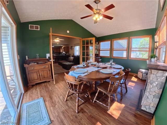 3160 Pondview Drive, Ravenna, OH 44266