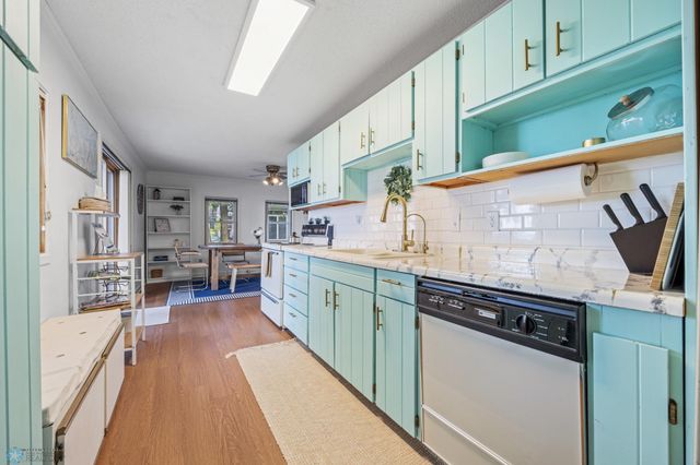 886 S Shore Drive, Detroit Lakes, MN 56501