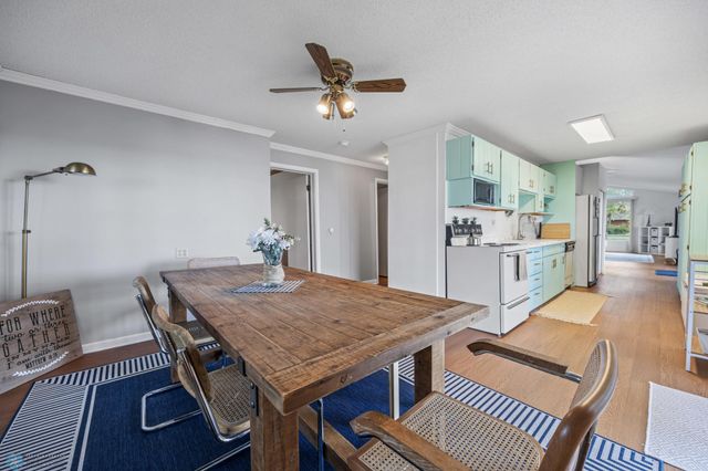 886 S Shore Drive, Detroit Lakes, MN 56501