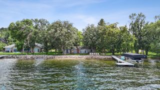 886 S Shore Drive, Detroit Lakes, MN 56501