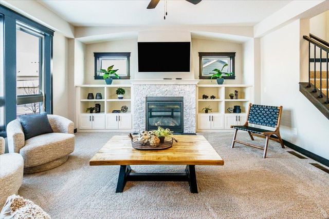 19789 Henley Lane, Lakeville, MN 55044