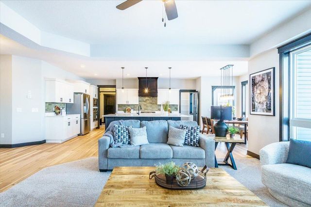 19789 Henley Lane, Lakeville, MN 55044