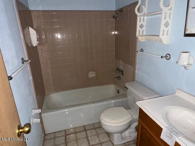 9761 Donchester Circle, Moss Point, MS 39562