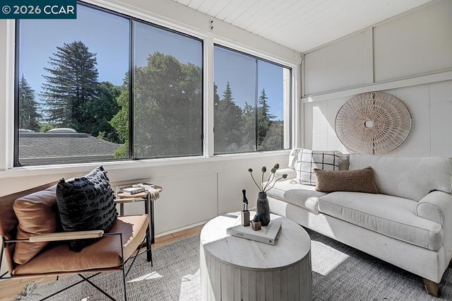 2000 Golden Rain Rd 4, Walnut Creek, CA 94595