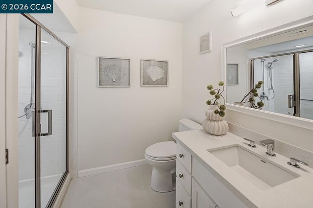2000 Golden Rain Rd 4, Walnut Creek, CA 94595