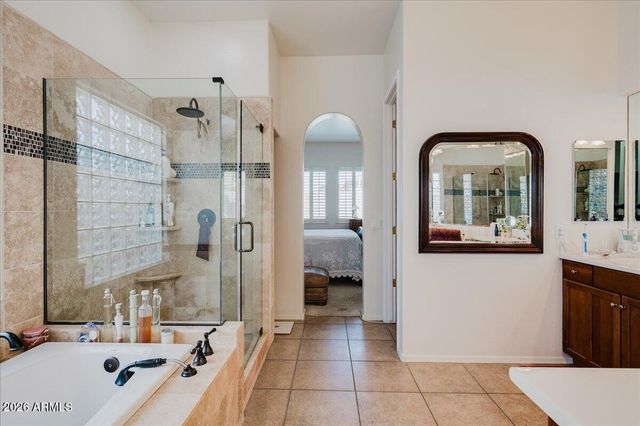 6583 S TERESA Drive, Chandler, AZ 85249