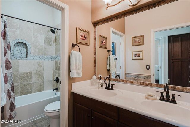 6583 S TERESA Drive, Chandler, AZ 85249