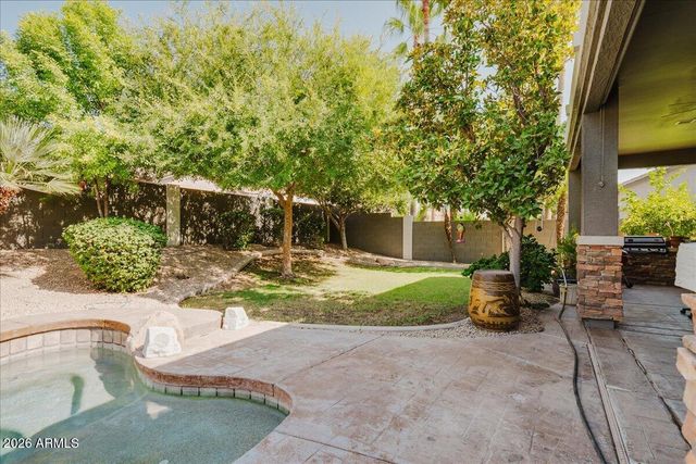 6583 S TERESA Drive, Chandler, AZ 85249