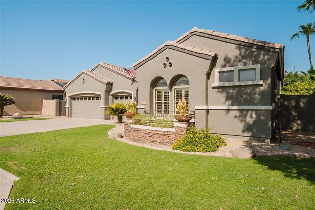 6583 S TERESA Drive, Chandler, AZ 85249