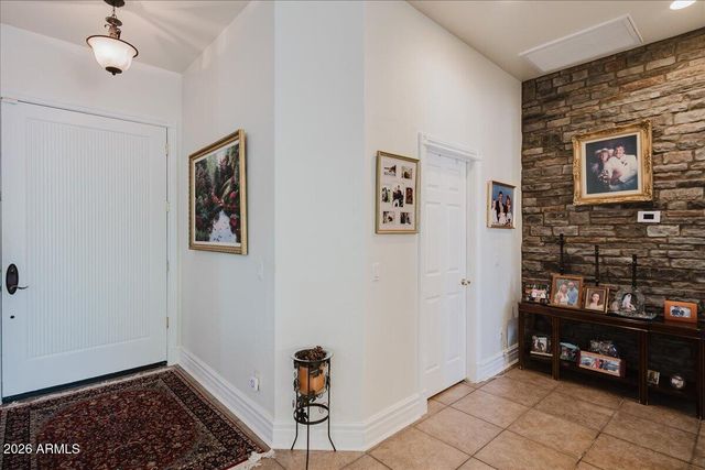 6583 S TERESA Drive, Chandler, AZ 85249
