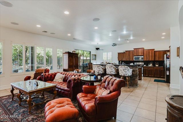 6583 S TERESA Drive, Chandler, AZ 85249