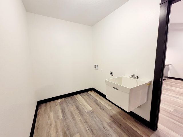 216 Fischer Court NW, Montgomery, MN 56069