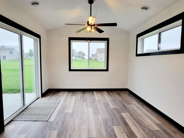 216 Fischer Court NW, Montgomery, MN 56069